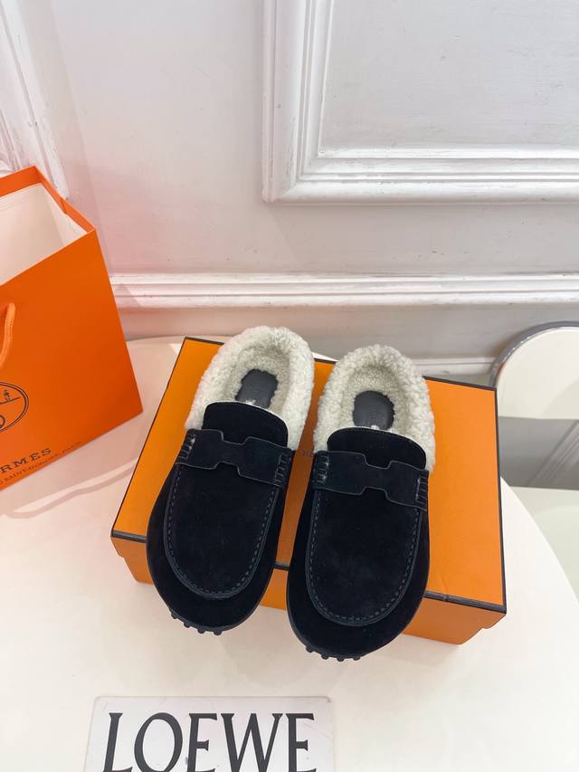 爱玛仕 25 2025秋新新品 专柜新款 经典Lazy休闲羊毛乐福半拖鞋 系列 鞋面：原版特定牛反绒 内里：进口羊毛里 大底：原版开模定制防滑大底 跟高：平底