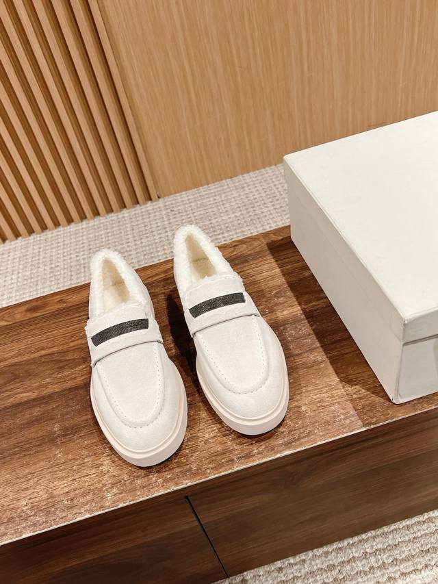 布鲁内诺库奇内利 国内外四季流行女款休闲运动鞋 本工厂p买回十多套原版，历经半年多的开发，匠心制作，每道工序都有专人验货，生产出了高品质的鞋大底1比1开模，所有