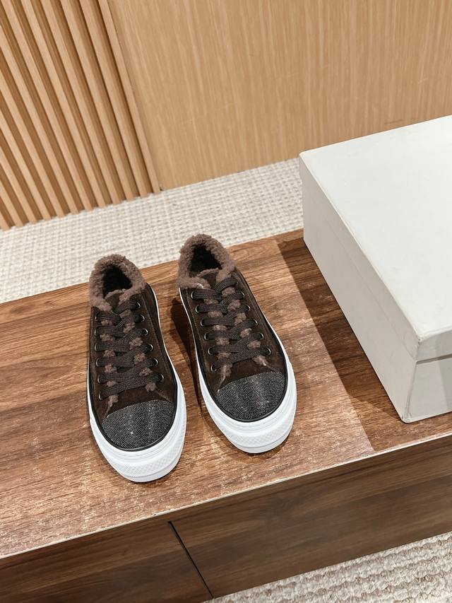 布鲁内诺库奇内利 国内外四季流行女款休闲运动鞋 本工厂p买回十多套原版，历经半年多的开发，匠心制作，每道工序都有专人验货，生产出了高品质的鞋大底1比1开模，所有