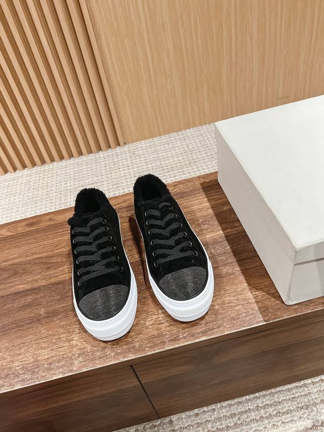 布鲁内诺库奇内利 国内外四季流行女款休闲运动鞋 本工厂p买回十多套原版，历经半年多的开发，匠心制作，每道工序都有专人验货，生产出了高品质的鞋大底1比1开模，所有