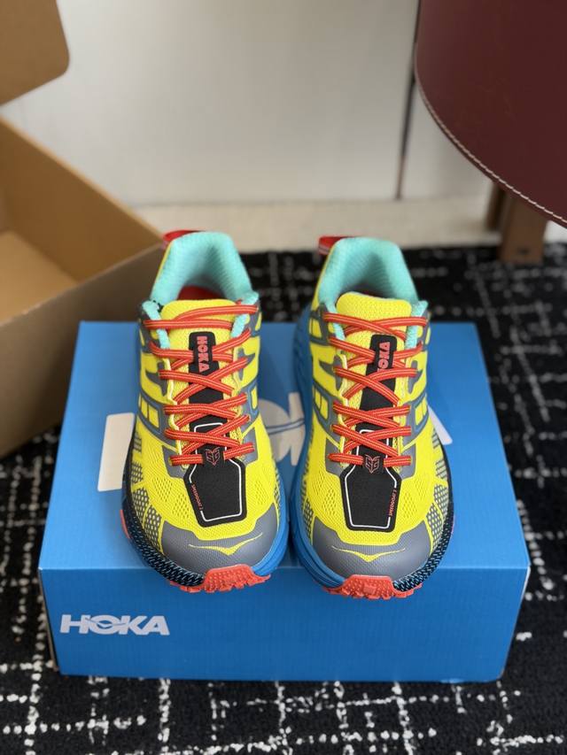 代购级 K Hoka Mafate Speed 2 超轻厚底轻量山地跑步鞋 原装轻量化材料Fresh Foam 超轻量中底全部用料过3C认证滚动平衡科技减少33