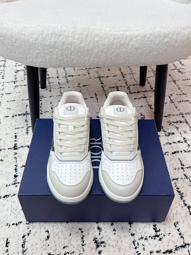 顶级版本 Dior迪奥 25 全新升级 B27系列 经典 情侣款老花 休闲运动板鞋 原版购入 开发做货 专柜同步新版面各大明星网红追捧的一款 上脚效果非常Nic