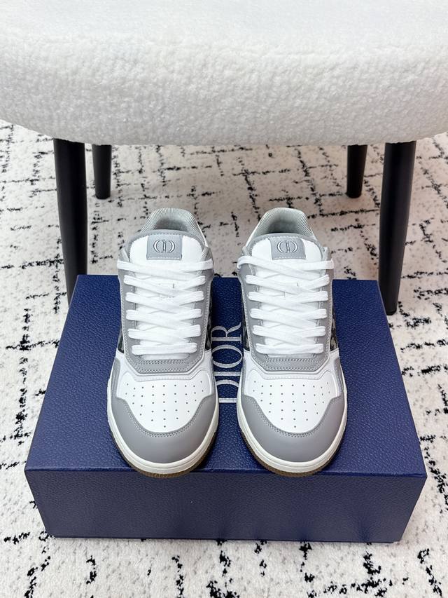 顶级版本 Dior迪奥 25 全新升级 B27系列 经典 情侣款老花 休闲运动板鞋 原版购入 开发做货 专柜同步新版面各大明星网红追捧的一款 上脚效果非常Nic