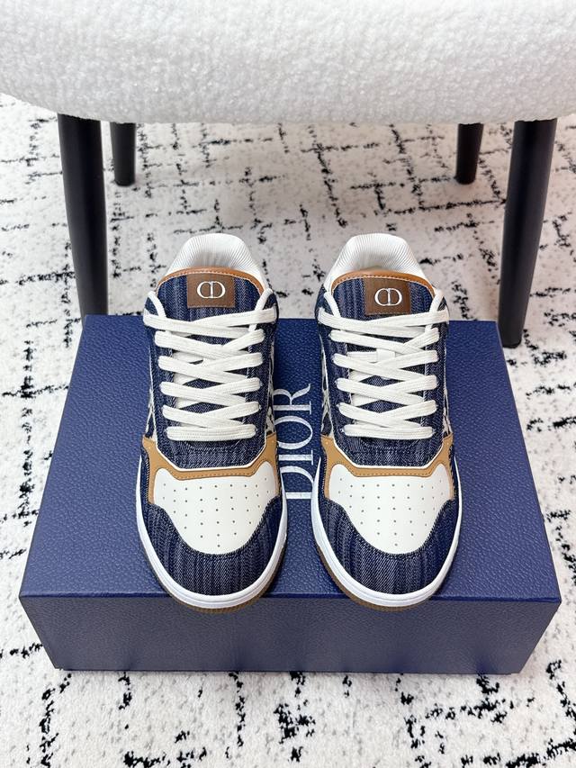 顶级版本 Dior迪奥 25 全新升级 B27系列 经典 情侣款老花 休闲运动板鞋 原版购入 开发做货 专柜同步新版面各大明星网红追捧的一款 上脚效果非常Nic