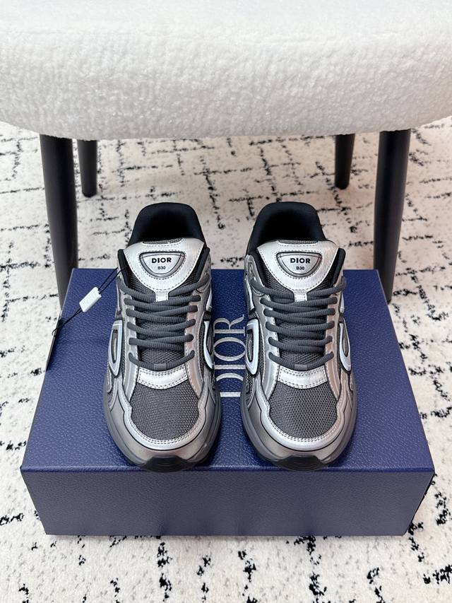 顶级版本 Dior 迪奥 25 最新配色 B30系列 反光 Cd 休闲 老爹 运动鞋 原版11740购入开发 做货 全新B30运动鞋 顺应复古市场的趋势的 Da