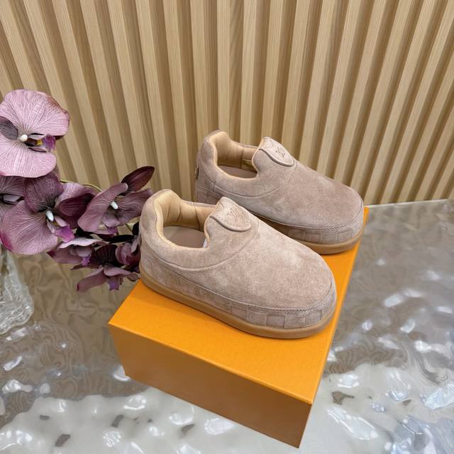 Lv X Ingo联名款 胖丁 阿甘鞋 厚底 情侣款 休闲 运动鞋鞋 顶级版本女款 男款350 原版购入开发 做货 Lv Yeti 系带鞋出自 Lv Yeti