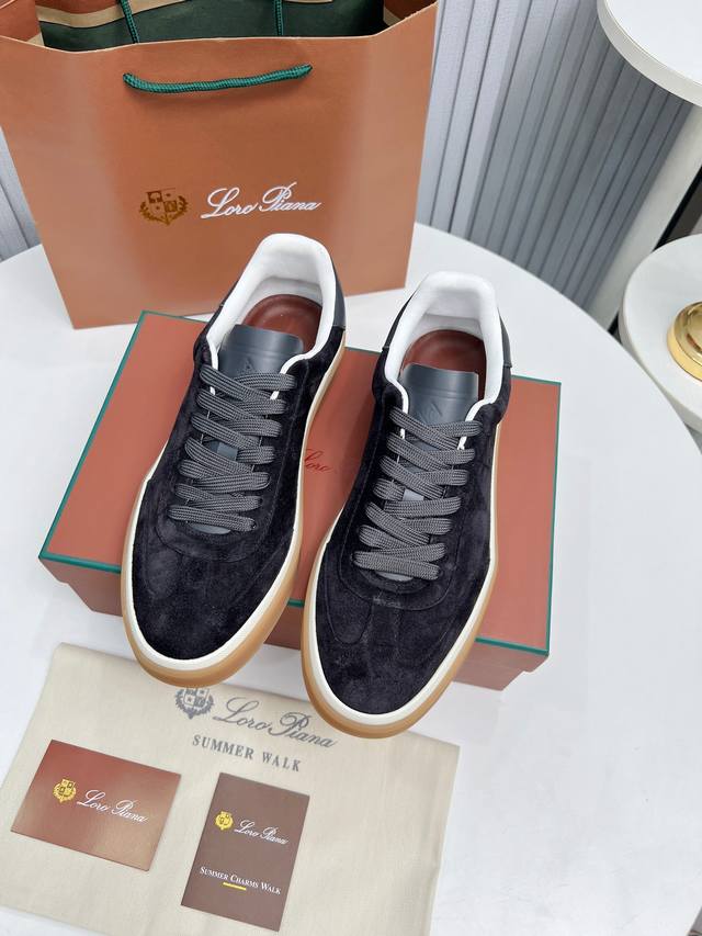 Loropiana 诺悠翩雅 2025最新情侣款休闲德训鞋 ！ 原版开模，进囗优质面料，皮质超级柔软，脚感超级好，日行两万步一点都不累脚，显瘦的鞋型+时尚百搭的