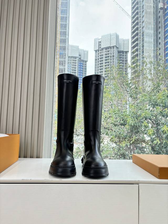 G199顶级版本Louis Vuitto路易斯威登Lv驴牌骑士靴家Archlight经典Skate运动休闲老爹鞋 你的Lv穿搭今日分享 Louis Vuitto