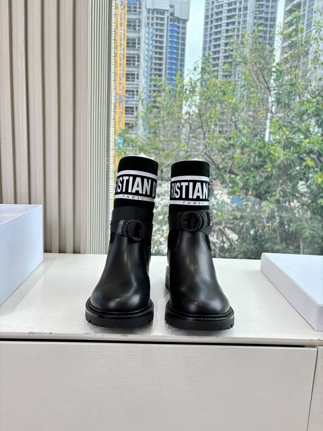 羊毛里20G133Miss Dior 迪奥 Cd 2025秋冬切尔西短靴Miss Dior 迪奥 Cd2025秋冬最新色高定海报款D-Major电绣拼色字母Lo