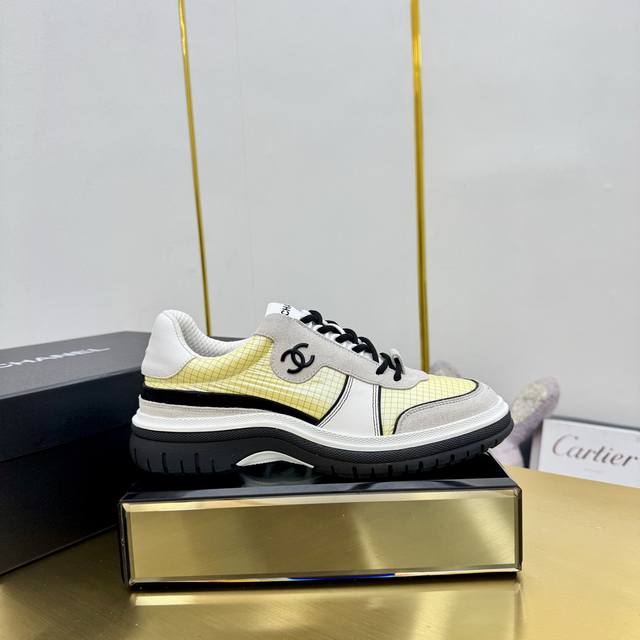 高版本 Chanel香奈儿新款熊猫板鞋熊猫鞋 香奈儿2025Ss火爆熊猫鞋配色厚底休闲运动鞋板鞋 专柜同步 专柜非常火爆 非常难买的一款鞋 全网最火的厚底熊猫鞋