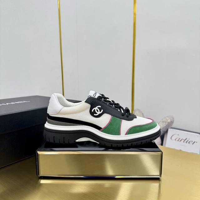 高版本 Chanel香奈儿新款熊猫板鞋熊猫鞋 香奈儿2025Ss火爆熊猫鞋配色厚底休闲运动鞋板鞋 专柜同步 专柜非常火爆 非常难买的一款鞋 全网最火的厚底熊猫鞋