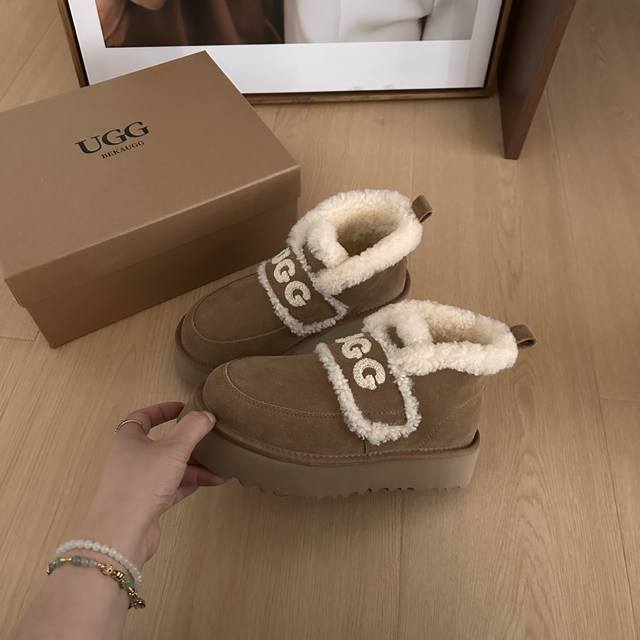 刺绣Logo Ugg短靴三色 内里皮毛一体 超轻便好穿脱 Size：35-40