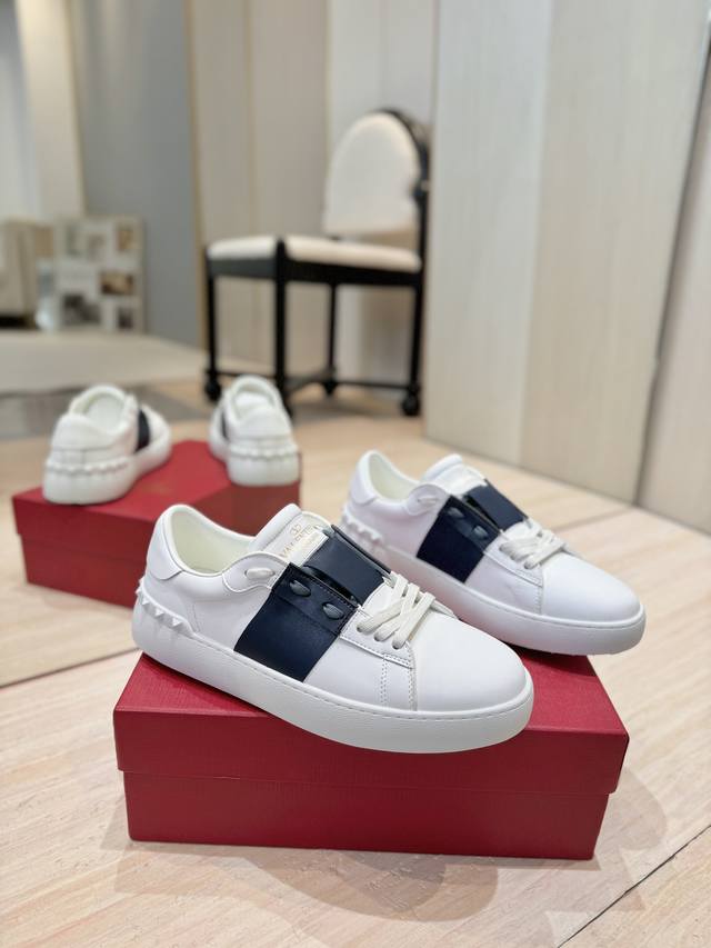 工厂p价 顶级系列 Valentino华伦天奴Garavani Open Disco 铆钉 厚底 休闲 运动鞋 小白鞋 原版购入开发 做货 V家经典系列 柳钉小