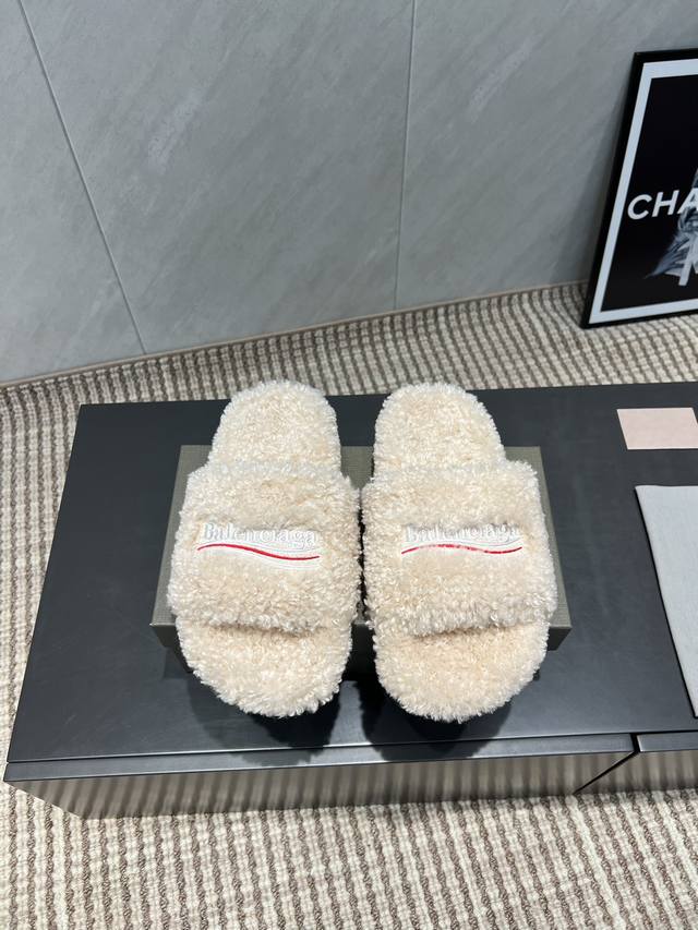 工厂p价p 男款+10 独家顶级版本 备注：真毛 .只接整单.不接散单 Balenciaga巴黎世家25Vs早秋最新爆款情侣毛拖系列 情侣卷织毛毛拖 原版购入开