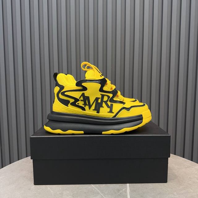 实价 。 Amiri埃米尔爆款情侣骨头鞋。休闲时尚领头羊。来自洛杉矶的高街潮牌独家爆版骨头鞋，众多明星网红同款，中国新说唱歌手小白Gali 王一博 杨幂等网红博