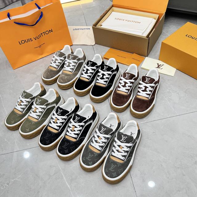 实价 工厂p直销，Lv路易威登最新款[让我看看] 原版1：1开发复制，版型好看，上脚舒适，做工精细 面料:帆布166款工艺，5D压胶，高温烫固。内里用小羊皮，原