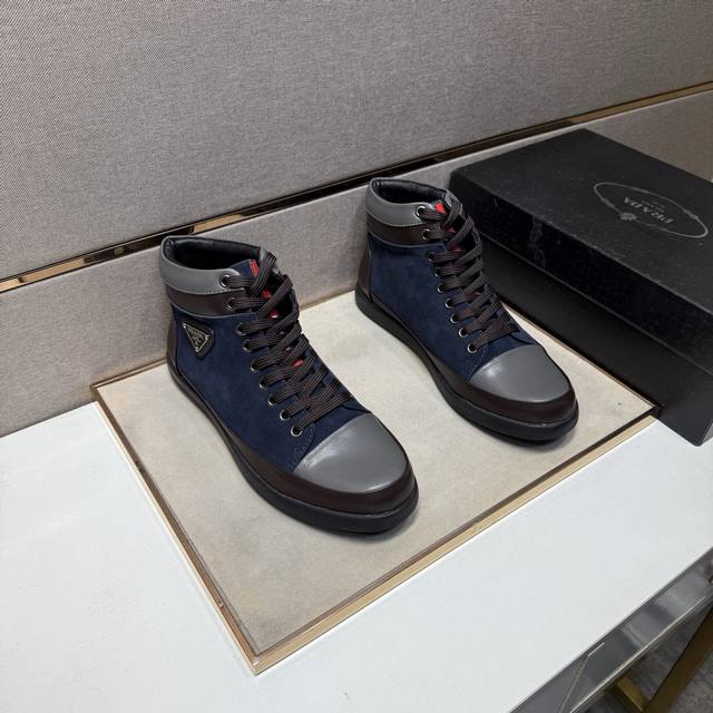 出厂价pp 普拉达～ 男士休闲鞋 2025Z柜同步发售 码数:38-44# 3个颜色鞋面选用多材质拼接真皮内里，舒适透气，鞋底：原版舒适耐磨大底，实物拍摄实物更