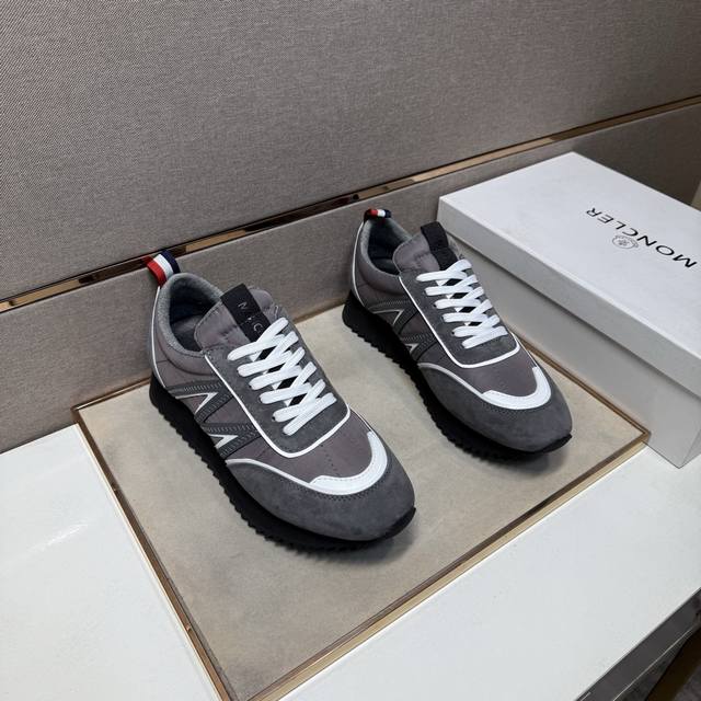 出厂价pp 蒙口～ 男士休闲鞋 2025Z柜同步发售 码数:38-44 # 1个颜色鞋面选用多材质拼接网布内里，舒适透气，鞋底：原版舒适耐磨大底，实物拍摄实物更