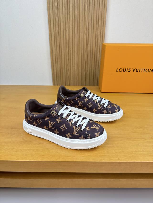 Louis Vuitton 路易威登 -高端品质 原单 情侣装 休闲运动鞋 -鞋面：纳帕小牛皮、品牌帆布布匹彩印品牌图腾、鞋舌.后跟.丝印品牌Logo -内里：
