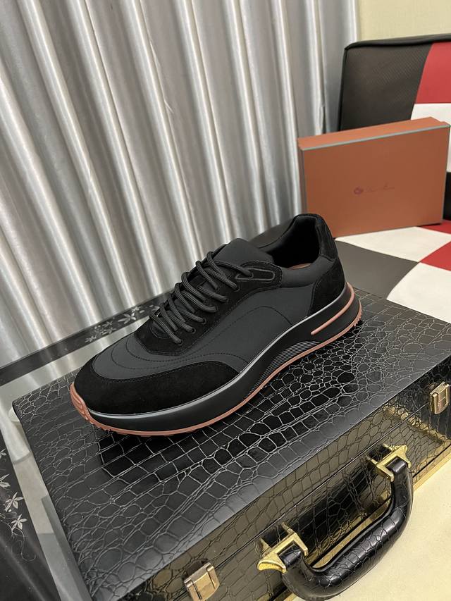 出厂价pp： Lor* pian* 诺优翩雅 Lp 经典款慢跑鞋，男士系带休闲鞋运动鞋，原版进口小牛皮，原版羊皮内里。户外休闲均可，配色年轻又有活力，搭配运动装