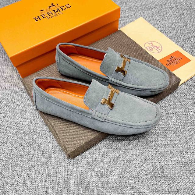 实价， 全纯牛里 高端豆豆鞋，爱马仕 HermèS 官方新款，意大利名模贵族们爆款，HermèS时尚界的佼佼者，无可超越，适合驾车，休闲，白领，商务男士首选，明