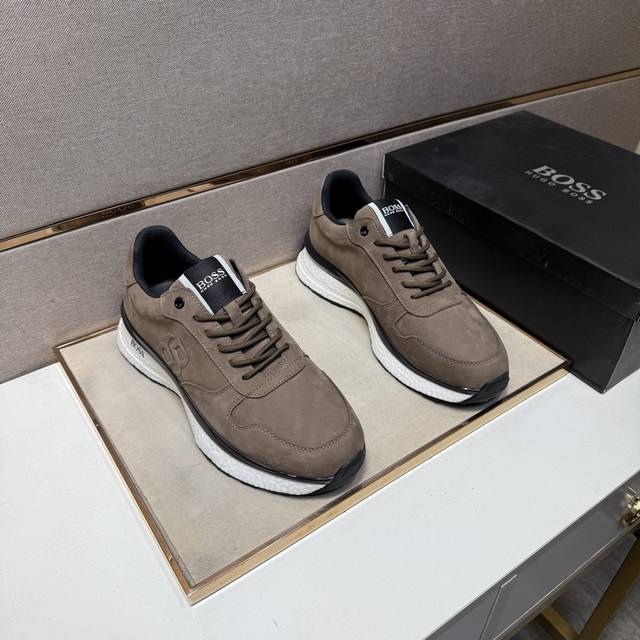 出厂价pp Boss～ 男士休闲鞋 2025Z柜同步发售 码数:38-44# 2个颜色鞋面选用多材质拼接网布内里，舒适透气，鞋底：原版舒适耐磨大底，实物拍摄实物