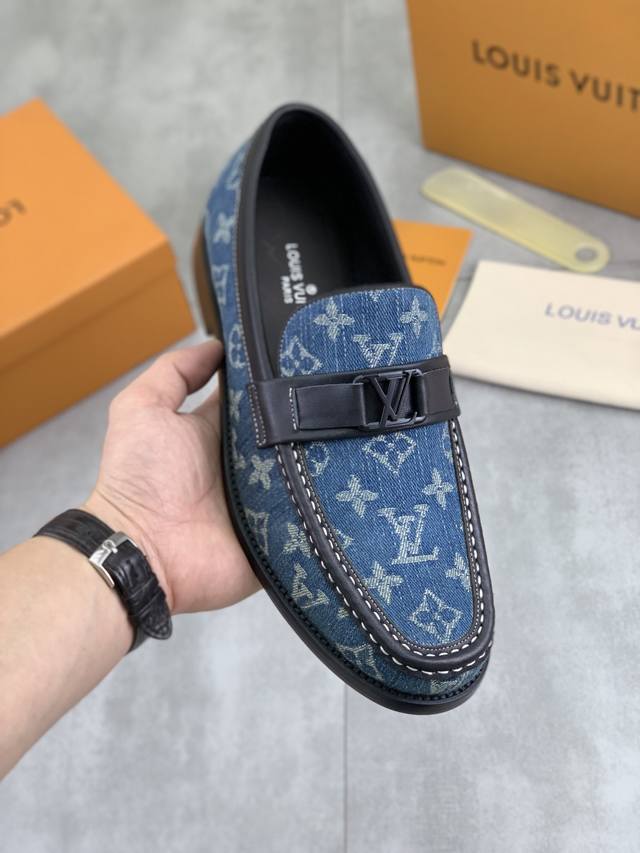 出厂价pp 实价 Louis Vuitton 水染牛里 原单 新款Lv路易威登 * 顶级版本 Lv经典皮鞋！选用进口原版小牛皮 原版真皮边条拼接耐磨高端橡胶大底