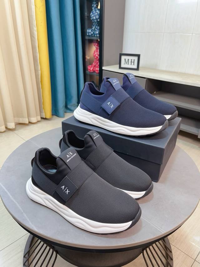 出厂价p 阿玛尼 鞋面采用原厂特供品牌标加柔软进口原材料＋真皮内里 踮脚，品牌专用鞋底：原厂特供滴胶防滑耐磨大底，码数:38-44