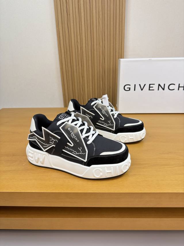 Givenchy 纪梵希 -高端品质 原单 休闲运动鞋 -鞋面；纳帕小牛皮、反绒小牛皮、鞋身.车缝品牌图腾塑胶模块、鞋舌.车缝品牌布标、后跟.丝印品牌Logo
