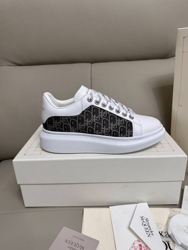 专业麦昆工厂p.顶级版本.情侣款： Alexander Mcqueen高版本再次升级为最高品质 麦昆 春夏秋冬 顶级版本 代购级别 诚招全国线上线下代理商加盟