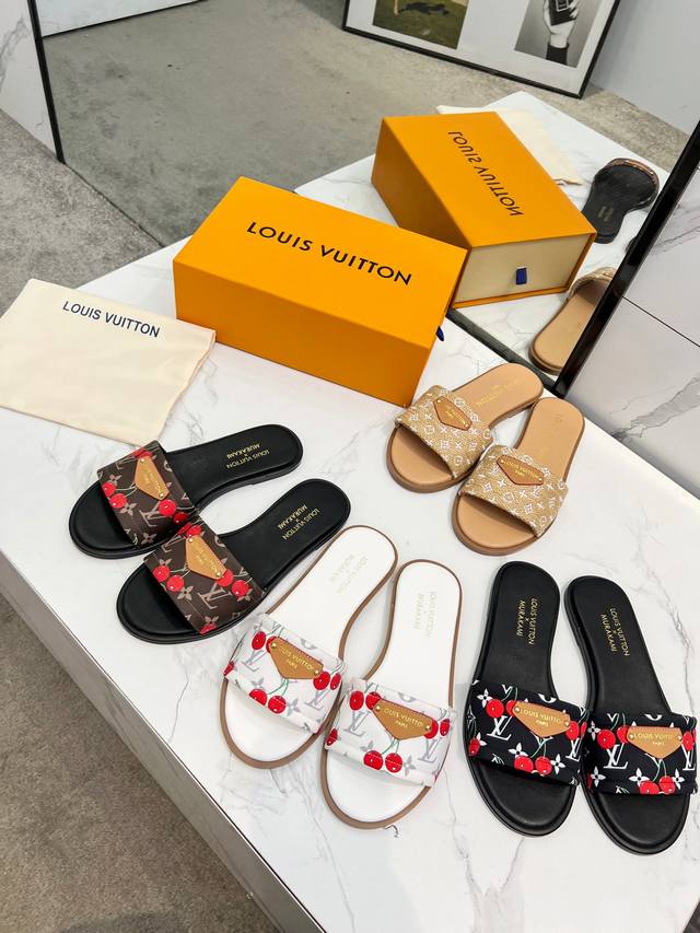 Louis Vuitton路易威登，1:1高级定制鞋面，面料:定制Lv专用面料，内里：羊皮，原版鞋楦。码数:35 42,带图下单，橡胶底 ，真皮底160，欢迎传