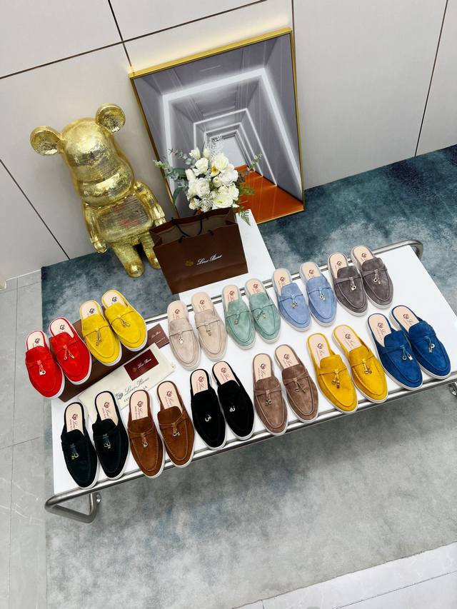 Loro piana*顶级正品级购买原版1:1复制 于1924年4月24日一手创立现有的Loro piana公司。家族经营至今已是第六代，为讲求品味及对质量有要