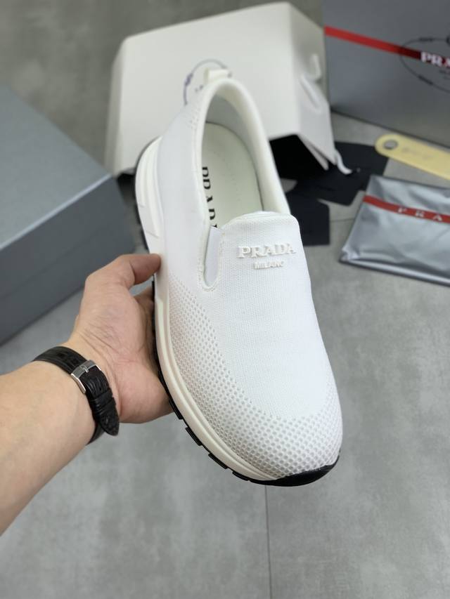工厂p价p 实价 飞织系列 夏季必备款 官网爆款上市， 潮牌 普拉达prada 主推爆款，前卫百搭时尚男鞋私版开模，牛皮面拼接1：1..时尚干脆、原版进口牛皮内