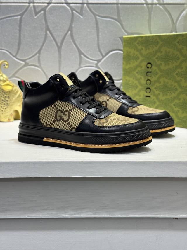 调工厂p价 男装男鞋 运动原单 古奇G 家高帮经典休闲时尚男鞋爆款版型简洁大气，潮男专属.独有的官网最新品牌元素古奇原版装饰，时尚又大方，面料原版柔软小牛皮制作