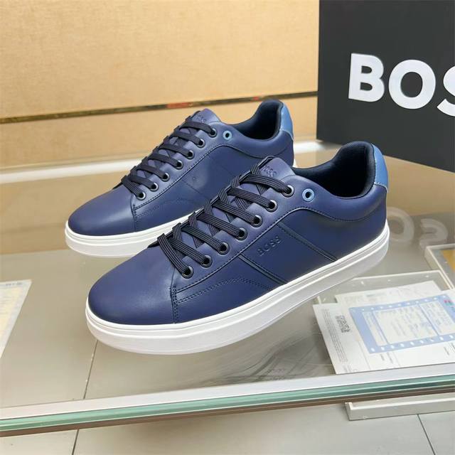 调工厂p价 男装男鞋 运动原单 25年新款 Boss 官网新款高端系列运动休闲男鞋，以经典的设计成为永不落幕的时尚宠儿，经典的休闲造型。 品牌Logo点缀 彰显