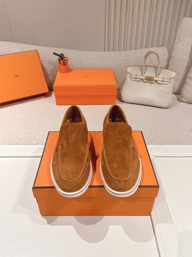ΗErmes 码数：39-45 46.47定做 Hermes 爱马仕 Fw25 Ne Arrival～秋冬新款乐福鞋+英伦复古设计，经典耐看！原版倒模楦型，极致