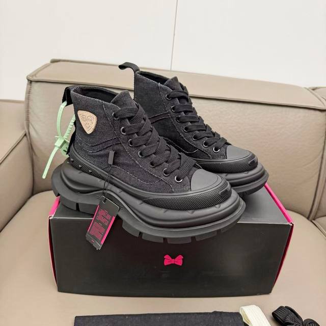 开口笑 情侣款 女码：35--40 男码：39--44 45定做 Smilerepublic Queen 开口笑 防滑耐磨增高 高帮 生活休闲鞋 男女同款 檀健