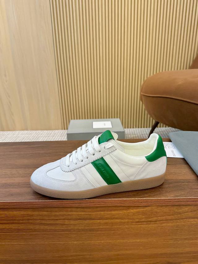 工厂p价 女装女鞋 运动原单汤姆福特 Tom Ford 美国时尚轻奢2025爆款款 Size：39-45 Tom Ford来自欧美品牌，贸易原单，国内罕见，不易