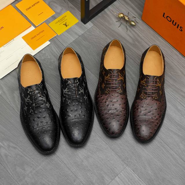 调工厂p价 商品商标：Lv 路易威登 商务正装皮鞋 正码码数: 39-45 .45定做不退换 商品材料：精选驼鸟纹牛皮拼接鞋面 牛皮内里 原版橡胶大底