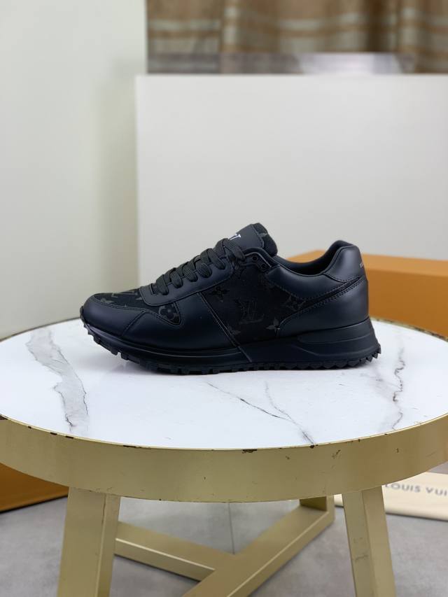 工厂p价p 实价 Louis Vuitton 原单 新款Lv路易威登 * 顶级版本 Lv经典潮鞋！选用进口原版牛皮 水染牛皮内里.最新款原版耐磨Tpu组合大底！