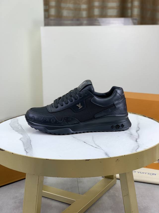 工厂p价p 实价 Louis Vuitton 原单 新款Lv路易威登 * 顶级版本 Lv经典潮鞋！选用进口原版牛皮 水染牛皮内里.最新款原版耐磨Tpu组合大底！