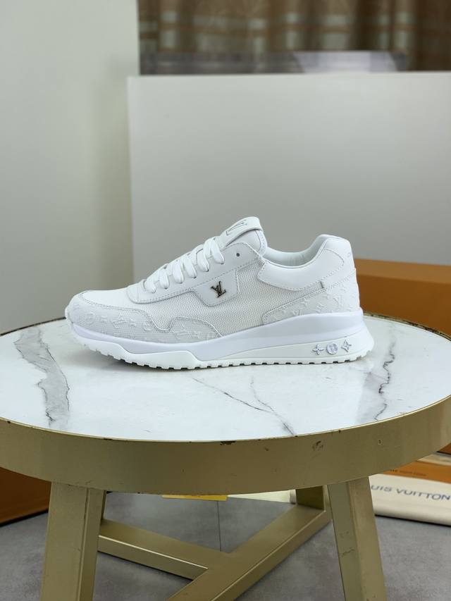 工厂p价p 实价 Louis Vuitton 原单 新款Lv路易威登 * 顶级版本 Lv经典潮鞋！选用进口原版牛皮 水染牛皮内里.最新款原版耐磨Tpu组合大底！