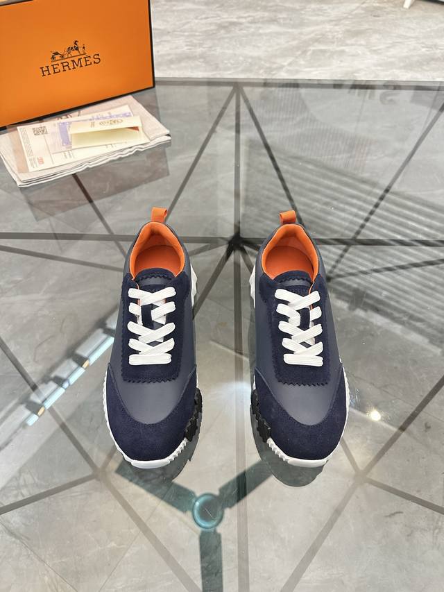 售 价: 广州货 商品商标: Hermè* 爱马仕* 低帮休闲鞋 正码码数: 35-45. 可订做46 情侣款 商品材料：鞋面进口牛皮拼接磨砂皮，舒适透气内