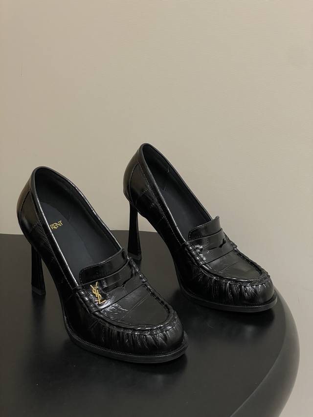 工厂p价 -顶级品质 Saint Laurent 圣罗兰Fw26 New Arrival～ Ysl Le Loafer高跟乐福鞋系列 26Fw春夏新款复古质感鳗