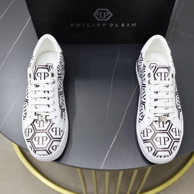 出厂价pp： philipp plein-菲利普普来因Size：38-44 45定制 普来因男鞋要好货的看过来，专柜啥样我啥样，从皮料到细节，堪称精品！请用心感