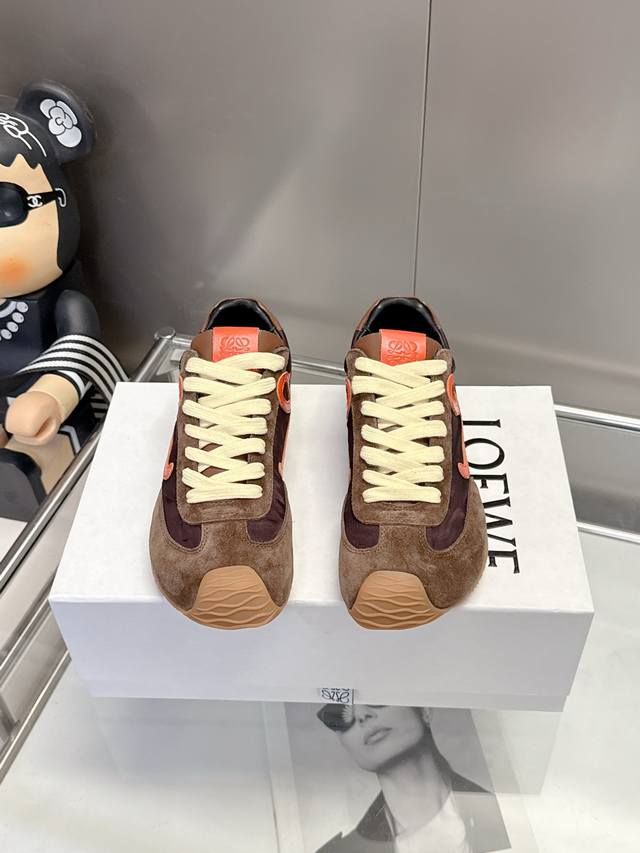 工厂p价 女装女鞋 运动原单配全套包装0 Loewe原版Ballet Runner2.0 罗意威芭蕾鞋！ 不对称鞋头造型，罗意威的标志性设计！ 超柔软、轻便且灵