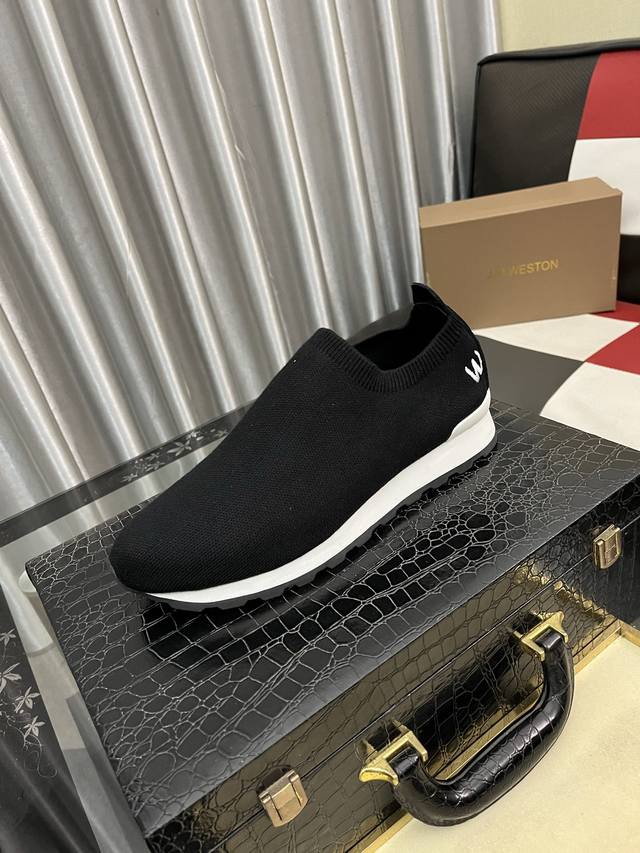 出厂价pp： 威士顿～ 男士休闲鞋 2025Z柜同步发售 码数:38-44 # 6个颜色鞋面选用多材质拼接真皮内里，舒适透气，鞋底：原版舒适耐磨大底，实物拍摄实