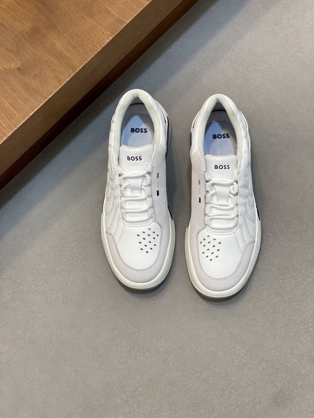 Boss男士休闲运动鞋，原版开模，头层磨砂牛皮 透气不闷脚 吸汗牛皮内里，上脚柔软舒适 原版大底脚感轻便！ Size：39-44 38 45订做