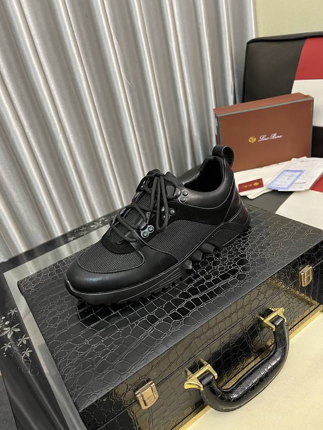 出厂价pp： Lor* pian* 诺优翩雅 Lp 经典款慢跑鞋，男士系带休闲鞋运动鞋，原版进口小牛皮，原版羊皮内里。户外休闲均可，配色年轻又有活力，搭配运动装