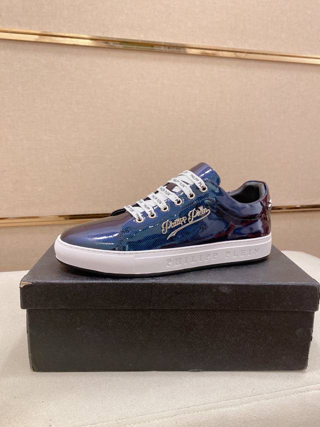 工厂p价 pp 顶级代购男士专柜同步发售 正码数：38-44#，意大利进口牛皮 进口五金 羊皮内里鞋底：原厂特供原版底，独家活动成型底超级舒适，原厂跟单货，高品